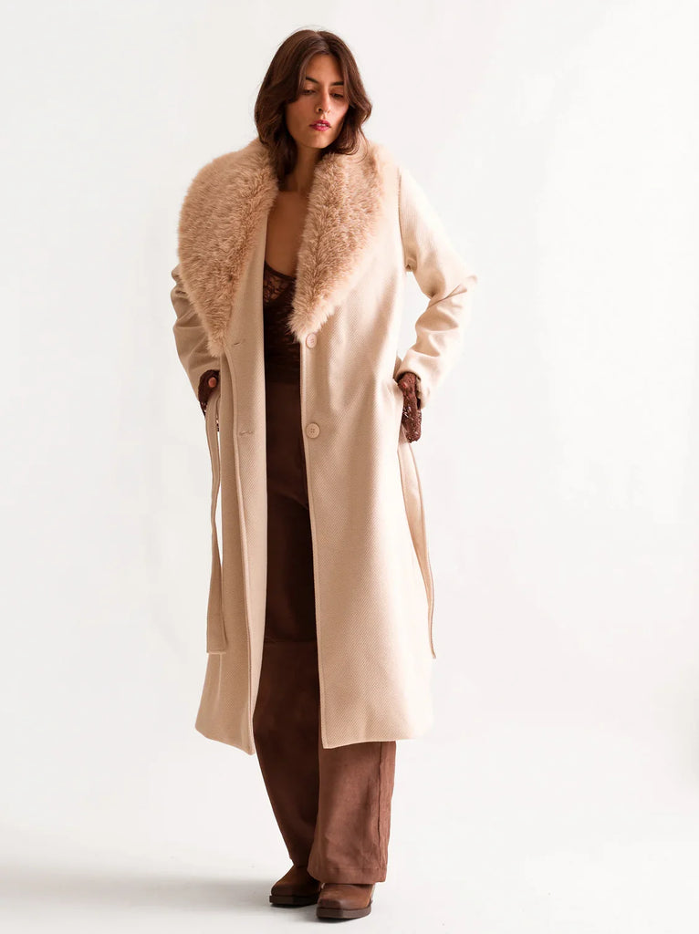 Jocasta Coat — Beige coat with faux fur, on model — MYFASHIONFRUIT
