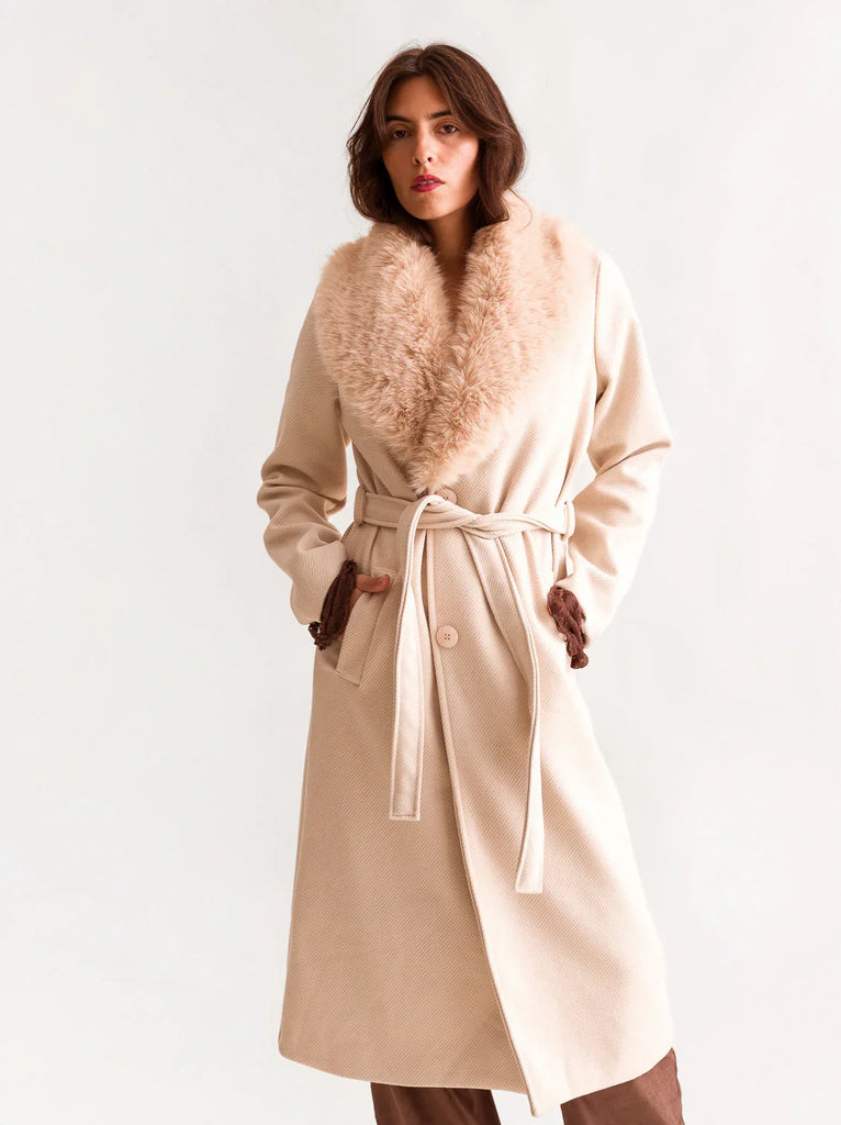 Jocasta Coat — Beige coat with fur collar on model — MYFASHIONFRUIT