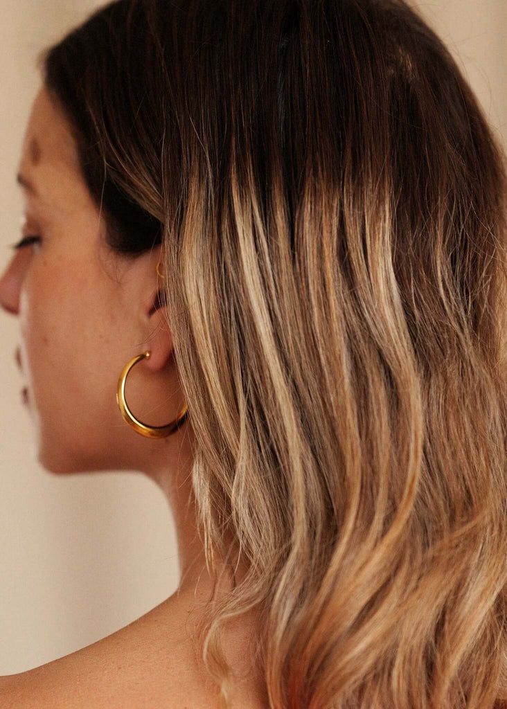 Cay Hoops — Gold hoops on model, detail — MYFASHIONFRUIT