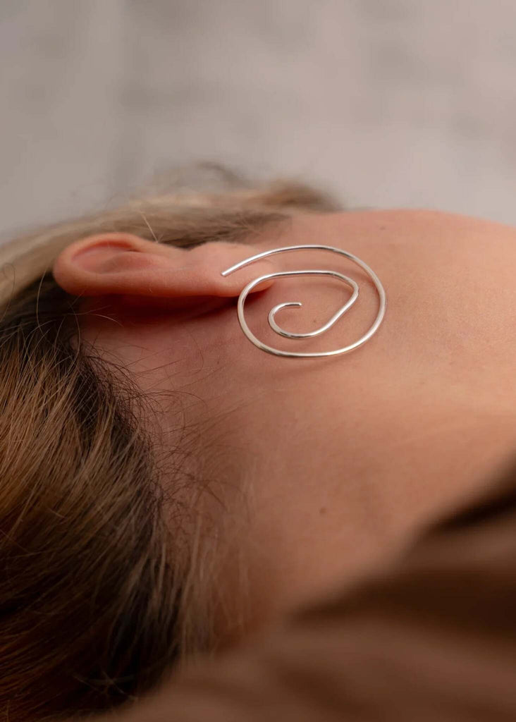 Atalanta Earrings — Silver spiral earring on model — MYFASHIONFRUIT