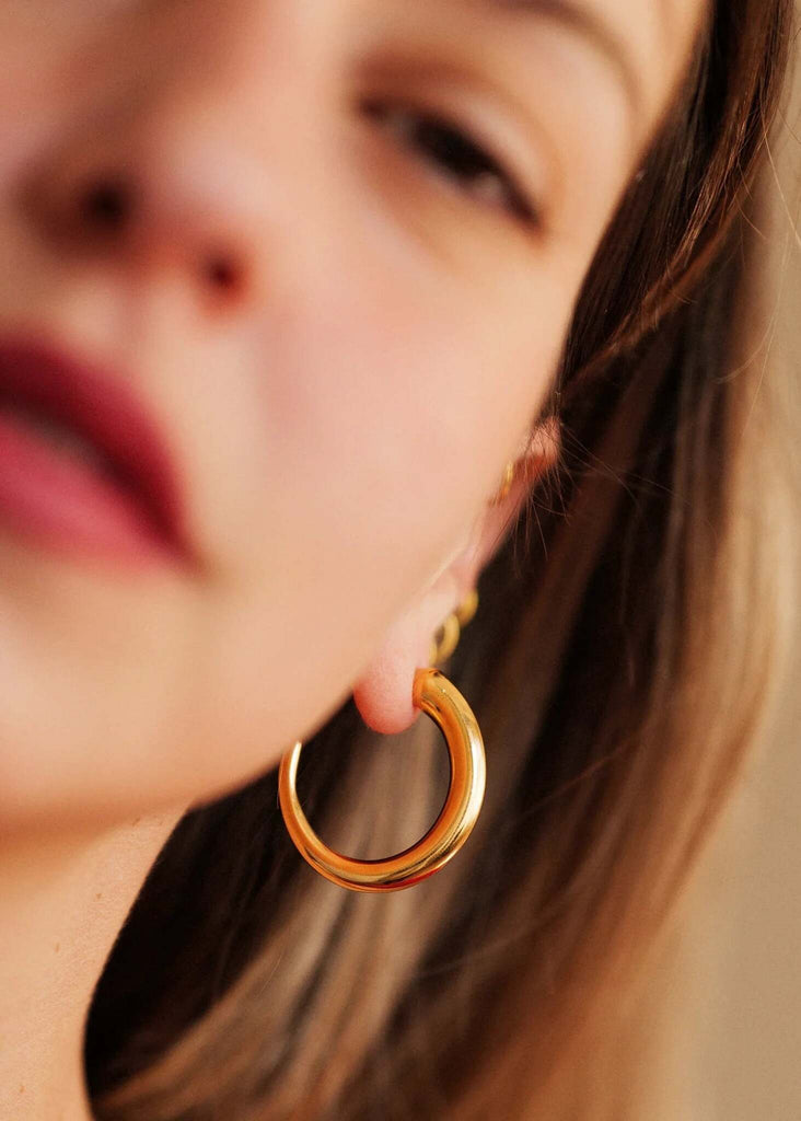 Mia Hoops — Gold hoop earrings on model, detail — MYFASHIONFRUIT