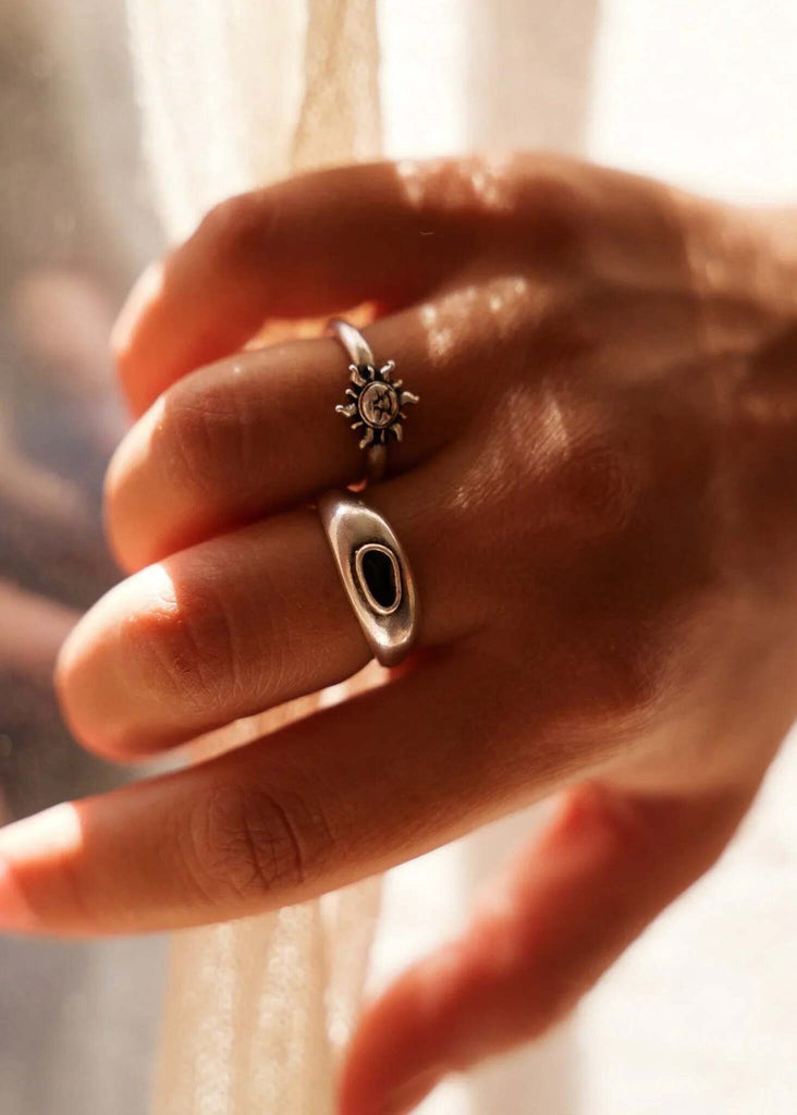 Carme Ring — Silver rings on hand, detail — MYFASHIONFRUIT