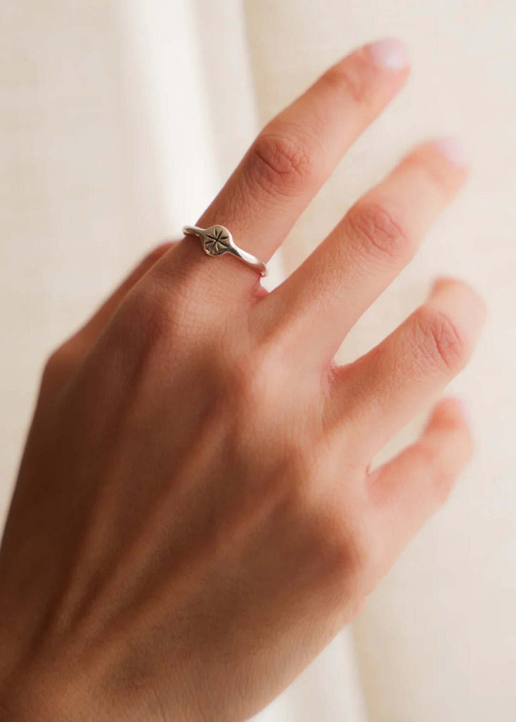 Stellar Ring - Silver925 — silver ring with starburst detail on model — MYFASHIONFRUIT