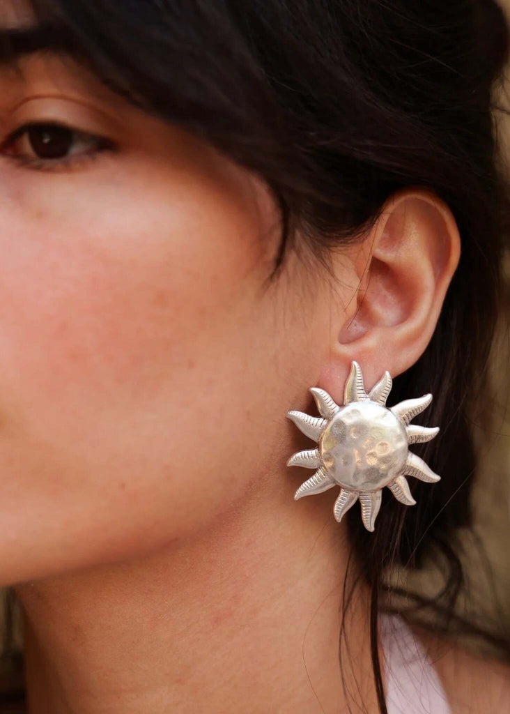 Olena Earrings — Silver sunburst earring on model — MYFASHIONFRUIT