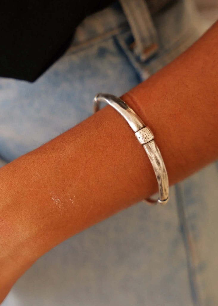 Lovis Bracelet — Silver bracelet on model, detail — MYFASHIONFRUIT