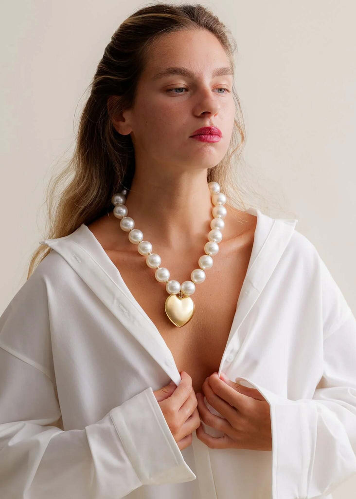 Jacqui Necklace — Pearl & gold heart on model — MYFASHIONFRUIT