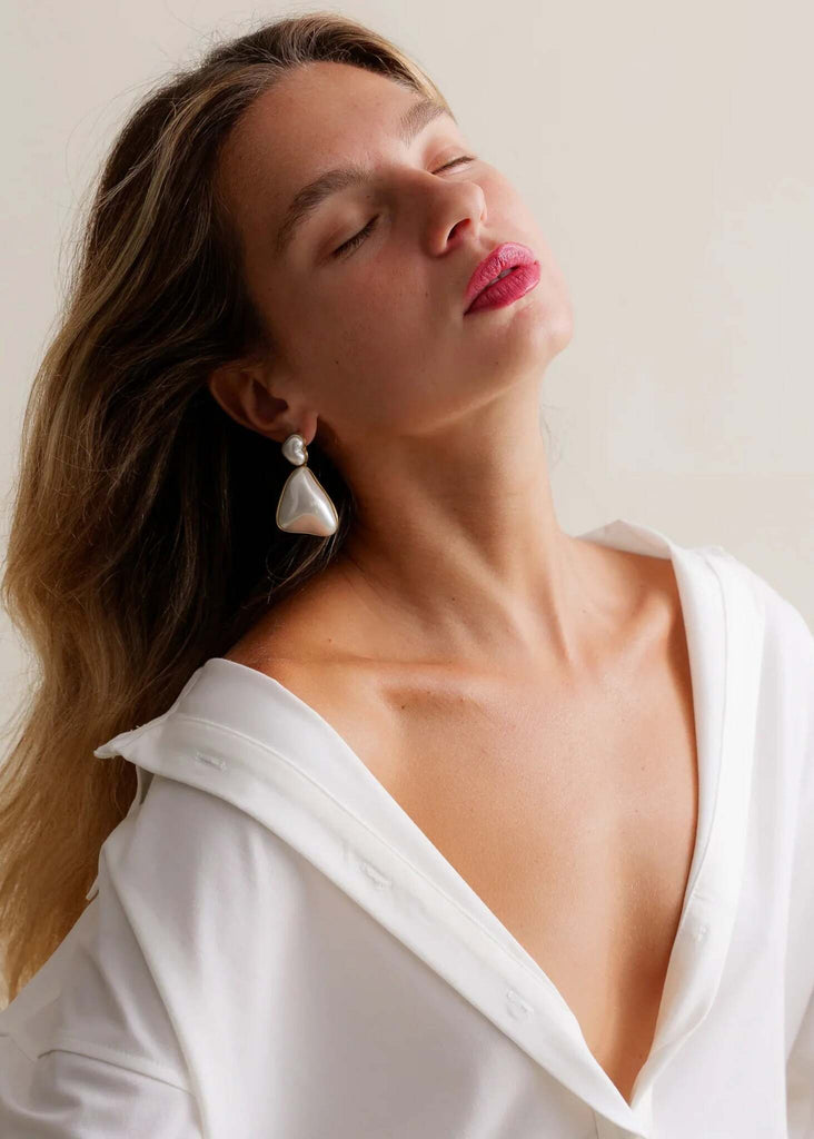 Marceline Earrings — Iridescent earrings on model — MYFASHIONFRUIT