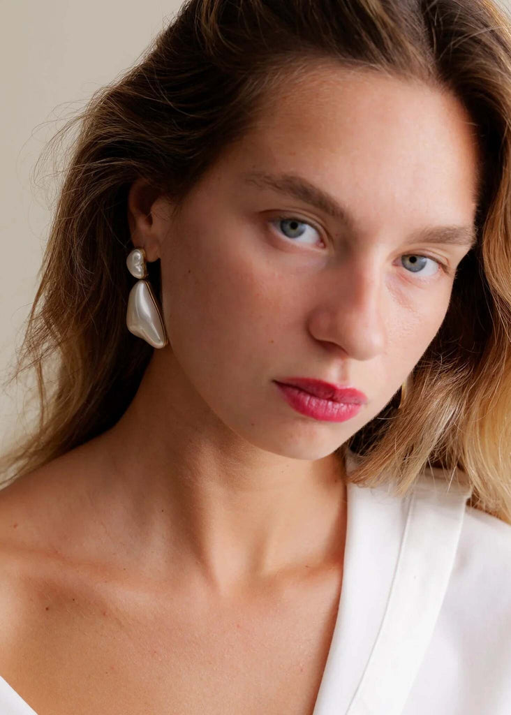 Marceline Earrings — On model, pearl organic shape — MYFASHIONFRUIT