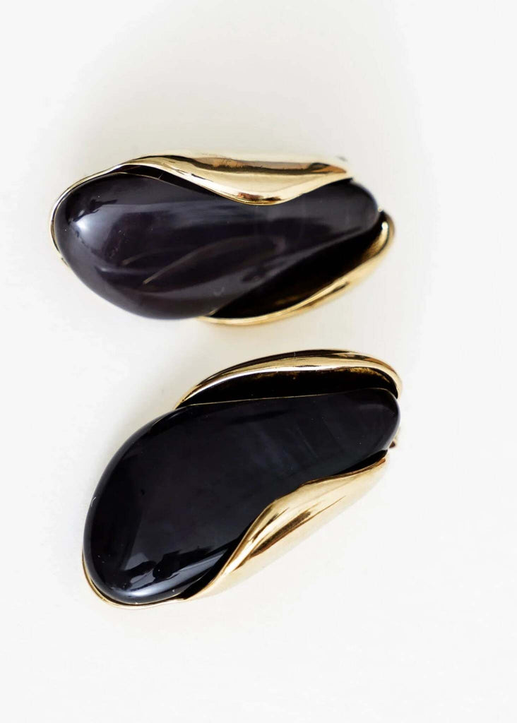 Andree Earrings — Black & gold clip-on earrings, detail — MYFASHIONFRUIT