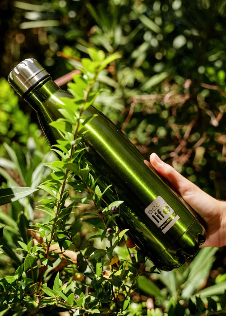 Ecolife Green Thermos — Green thermos in hand — MYFASHIONFRUIT