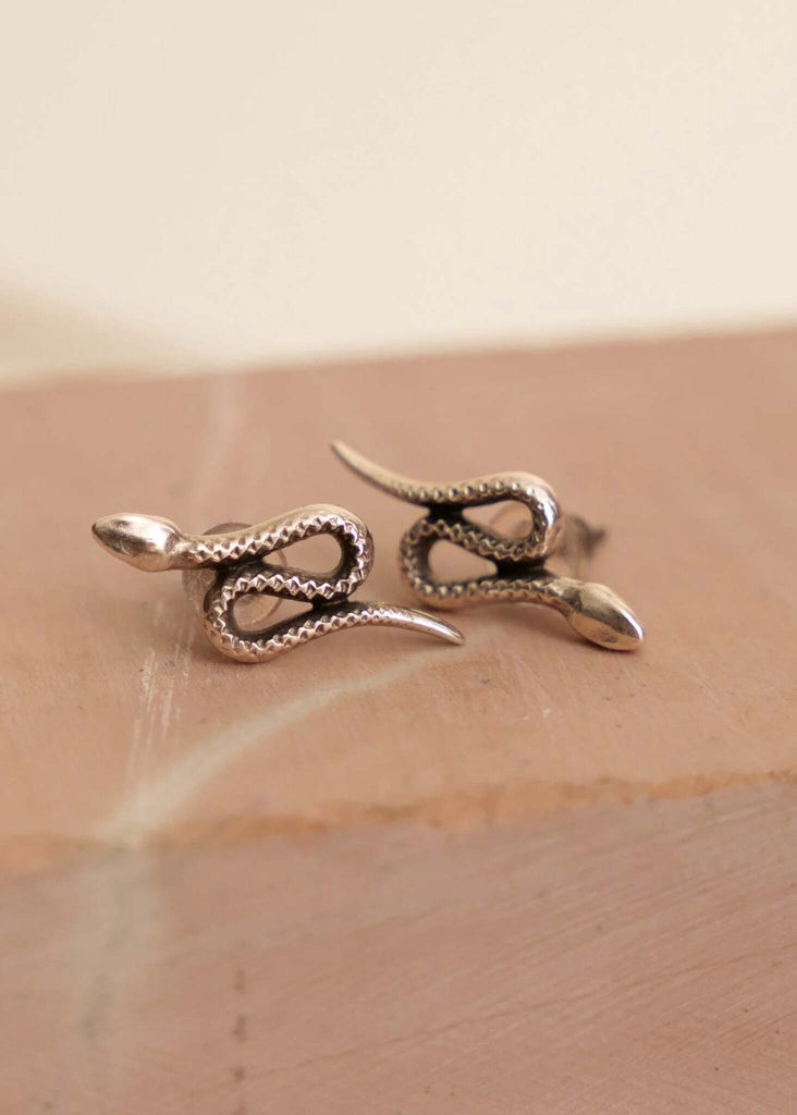 Nagini Earrings — Silver snake studs, detail — MYFASHIONFRUIT