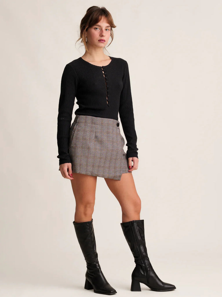 Martina Skort — Brown plaid skort on model — MYFASHIONFRUIT