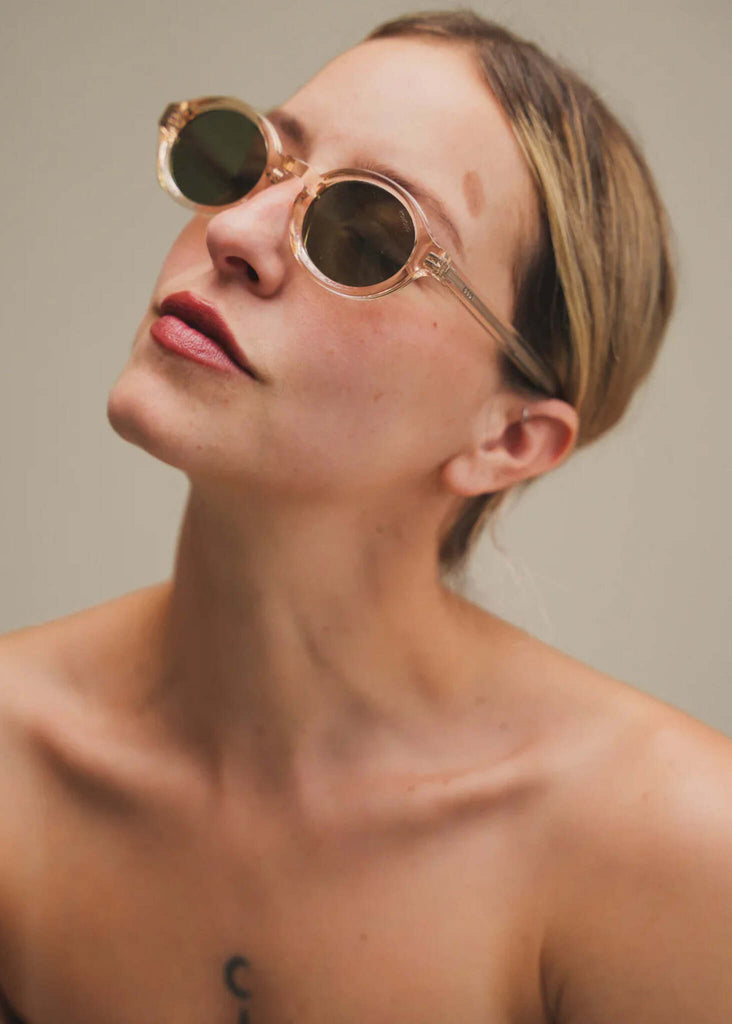 Komono JACE Champagne Sunglasses — on model, champagne frame — MYFASHIONFRUIT