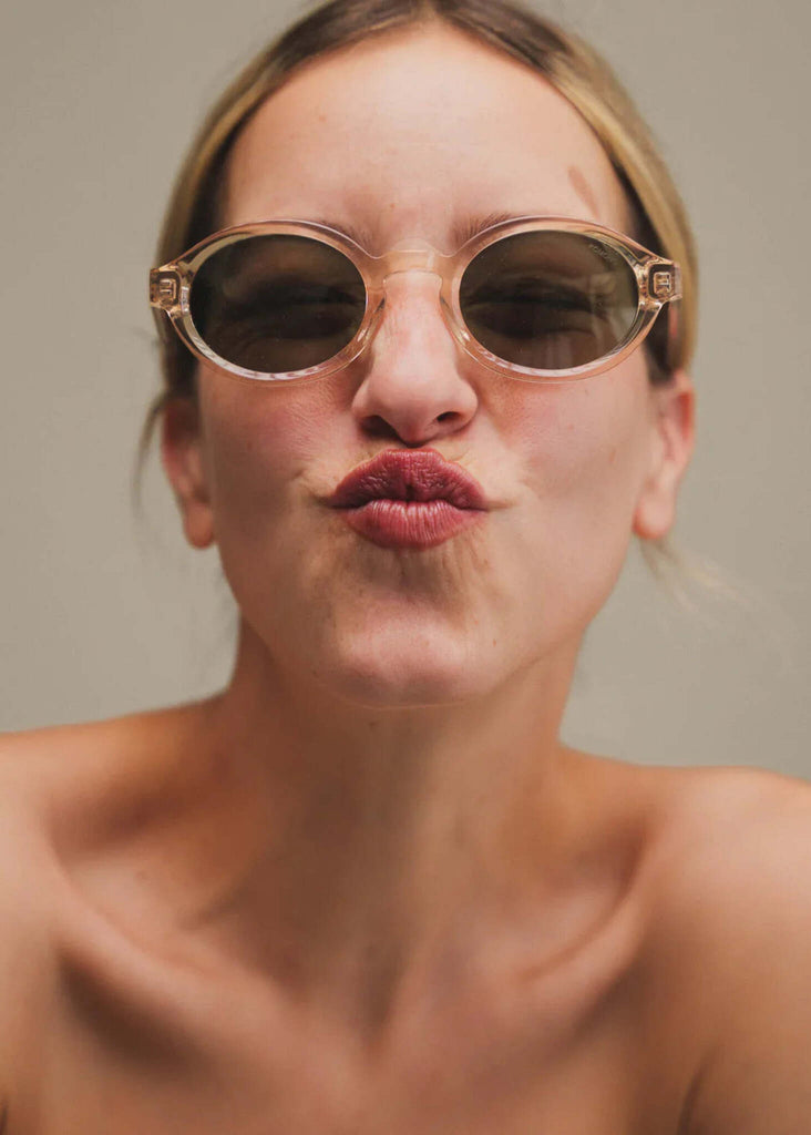 Komono JACE Champagne Sunglasses — on model, champagne frame — MYFASHIONFRUIT