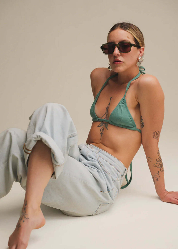 Komono LIONEL Fern Sunglasses — on model, green frames — MYFASHIONFRUIT