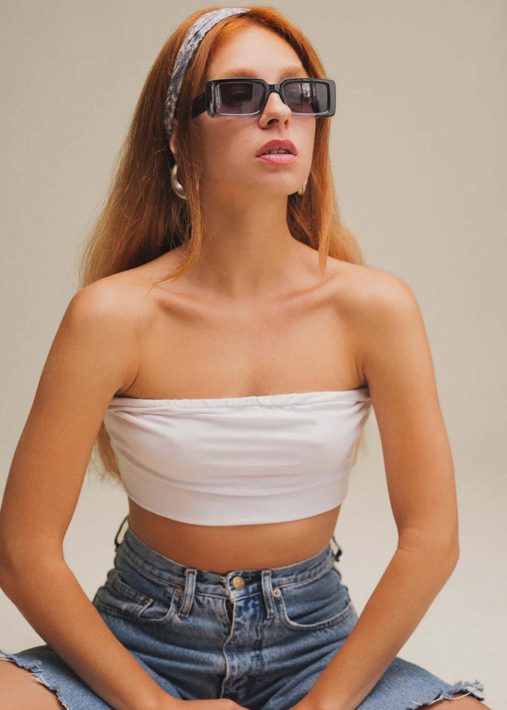Komono MALICK Bluescale Sunglasses — on model, black frames — MYFASHIONFRUIT