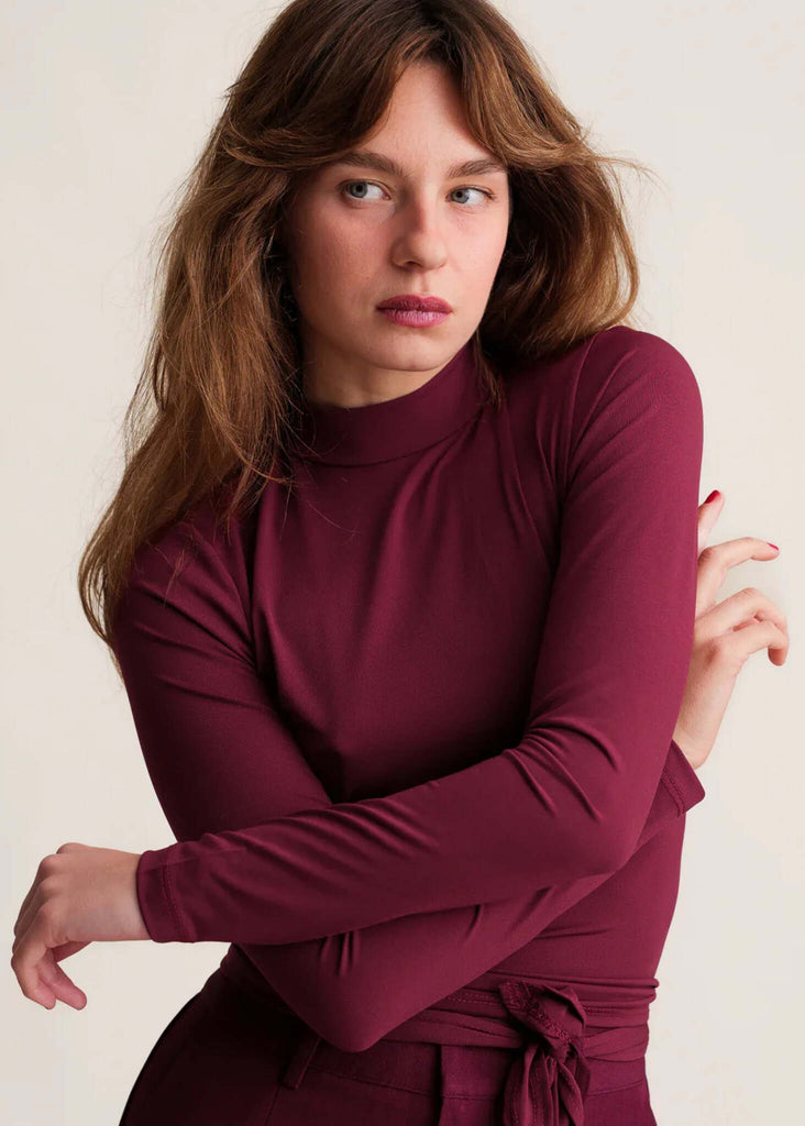 Abby Top — Burgundy top, long sleeves, on model — MYFASHIONFRUIT