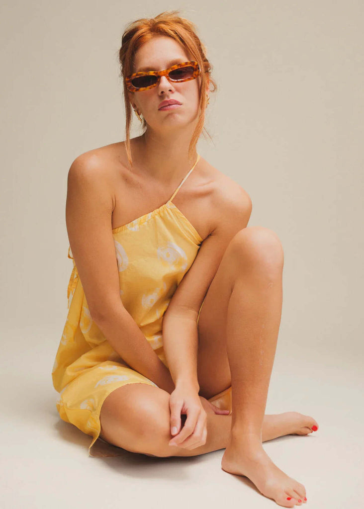 Komono MOE Sun Storm — sunglasses on model — MYFASHIONFRUIT