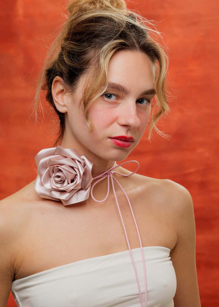 Bella Rose Necklace — Pink rose choker on model — MYFASHIONFRUIT