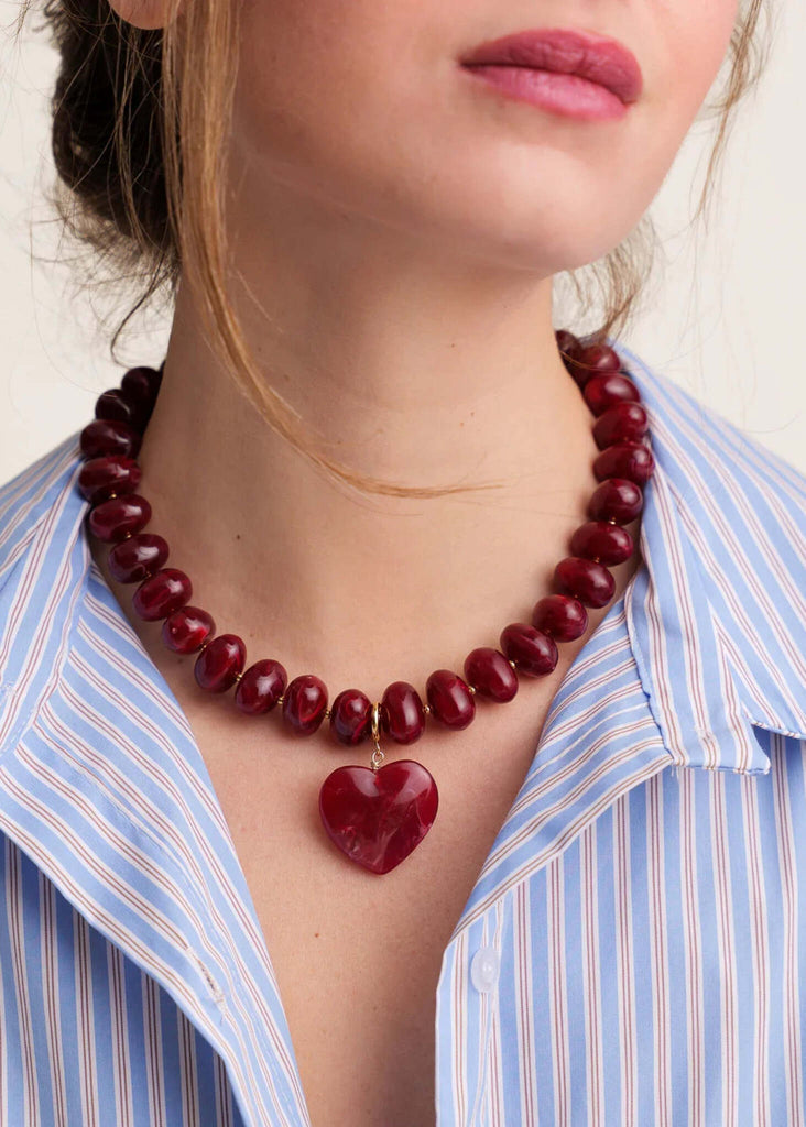 Moyo Necklace — Red beaded heart necklace on model — MYFASHIONFRUIT