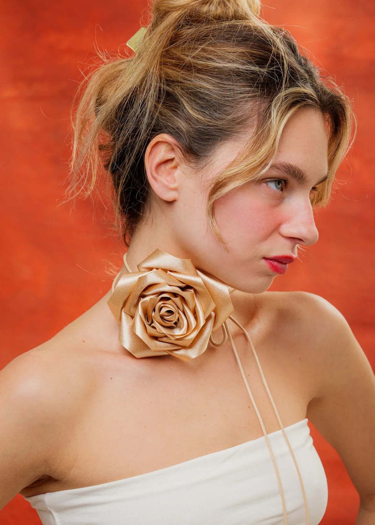 Bella Rose Necklace — Gold rose on model — MYFASHIONFRUIT