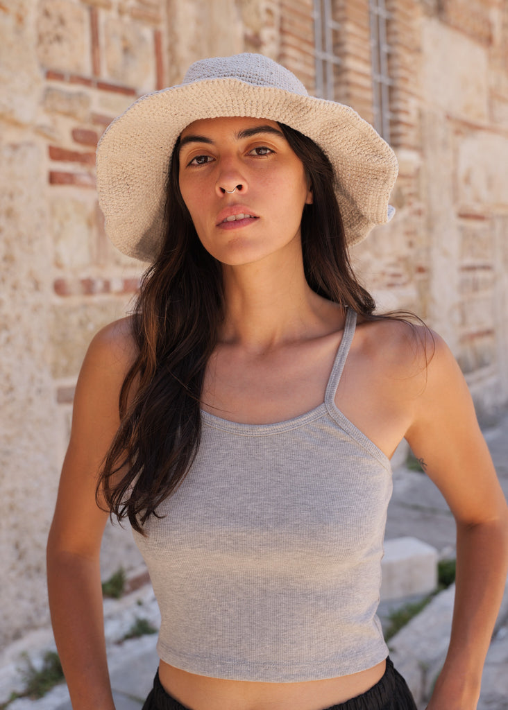 Mikki Hat