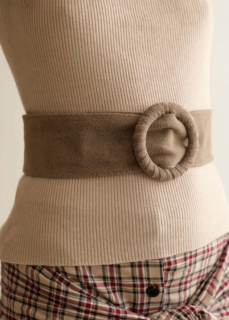 Ursula Belt — Suede belt with circular buckle on model — MYFASHIONFRUIT