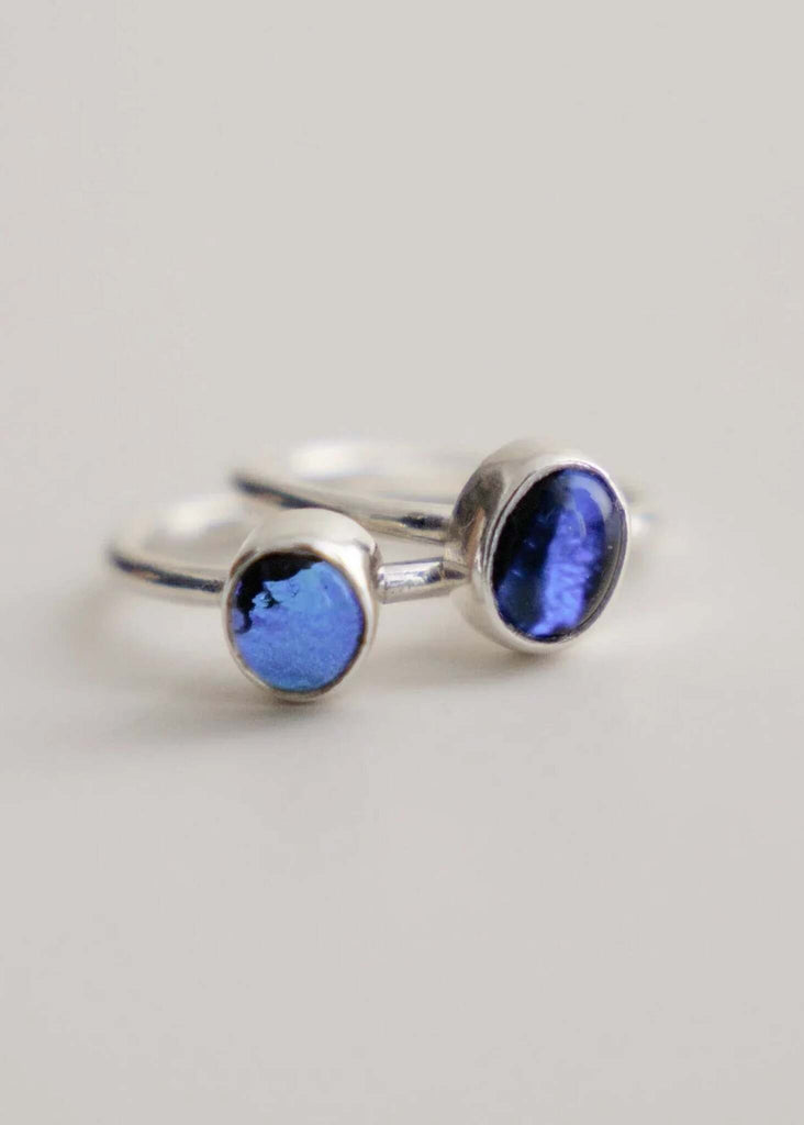 Nesaea Ring — Two silver & blue rings, detail — MYFASHIONFRUIT