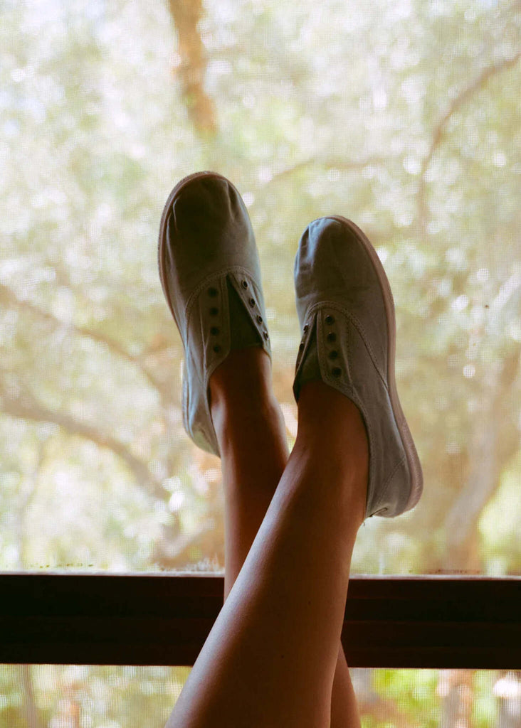 Old Arum Sneakers — Blue canvas sneakers on model — MYFASHIONFRUIT