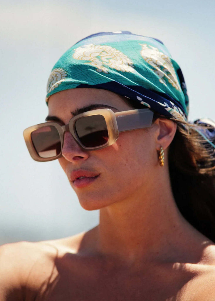 Komono AVERY Sahara Sunglasses — on model, beige frame — MYFASHIONFRUIT