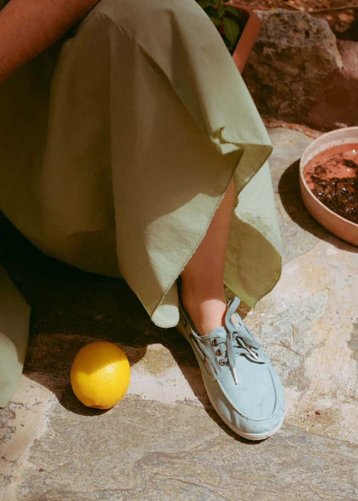 Old Alheli Boat Shoes — Light blue boat shoe on model — MYFASHIONFRUIT
