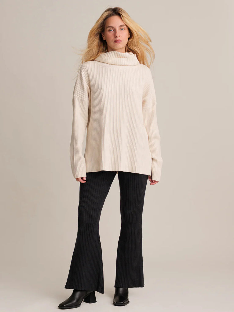 Memphis Pants — Black ribbed flares on model — MYFASHIONFRUIT
