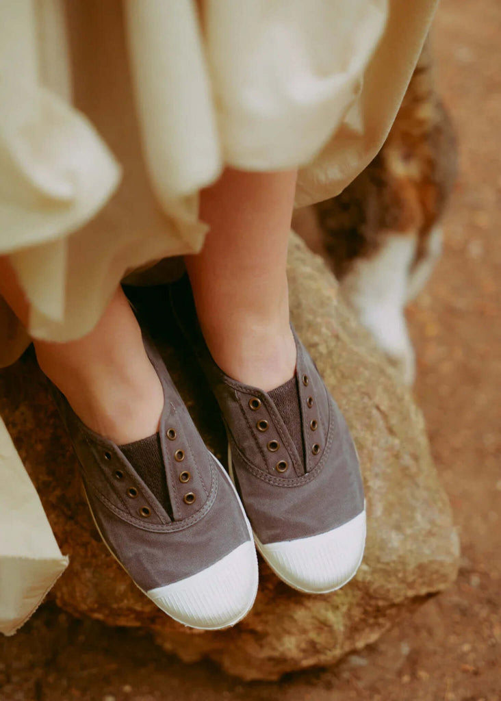Old Lavanda Sneakers — grey canvas, white rubber toe on model — MYFASHIONFRUIT