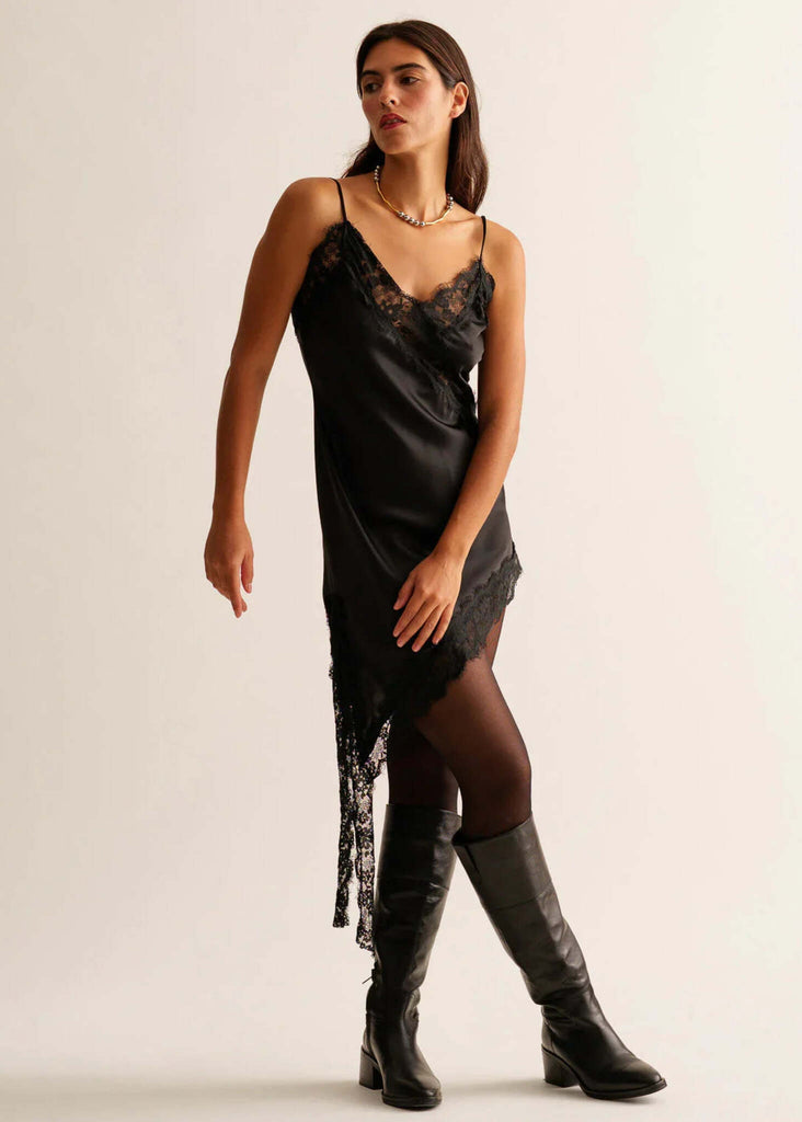 Victoria Dress — Black lace dress on model — MYFASHIONFRUIT