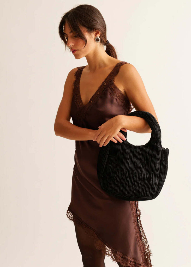 Maryse Bag — Black corduroy bag, on model — MYFASHIONFRUIT