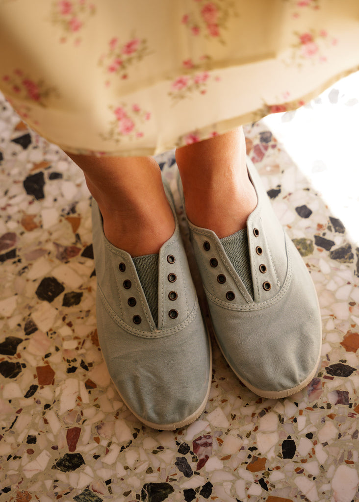 Old Arum Sneakers — Light blue sneakers on model — MYFASHIONFRUIT