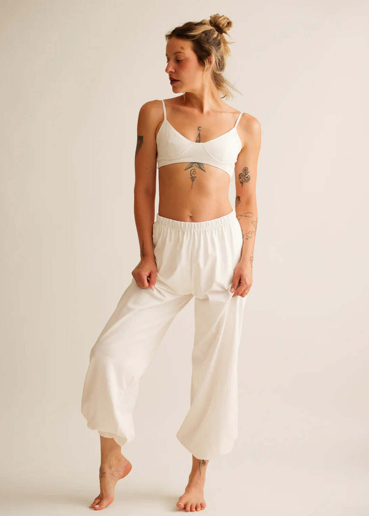 Goa Pants — White cotton pants on model — MYFASHIONFRUIT