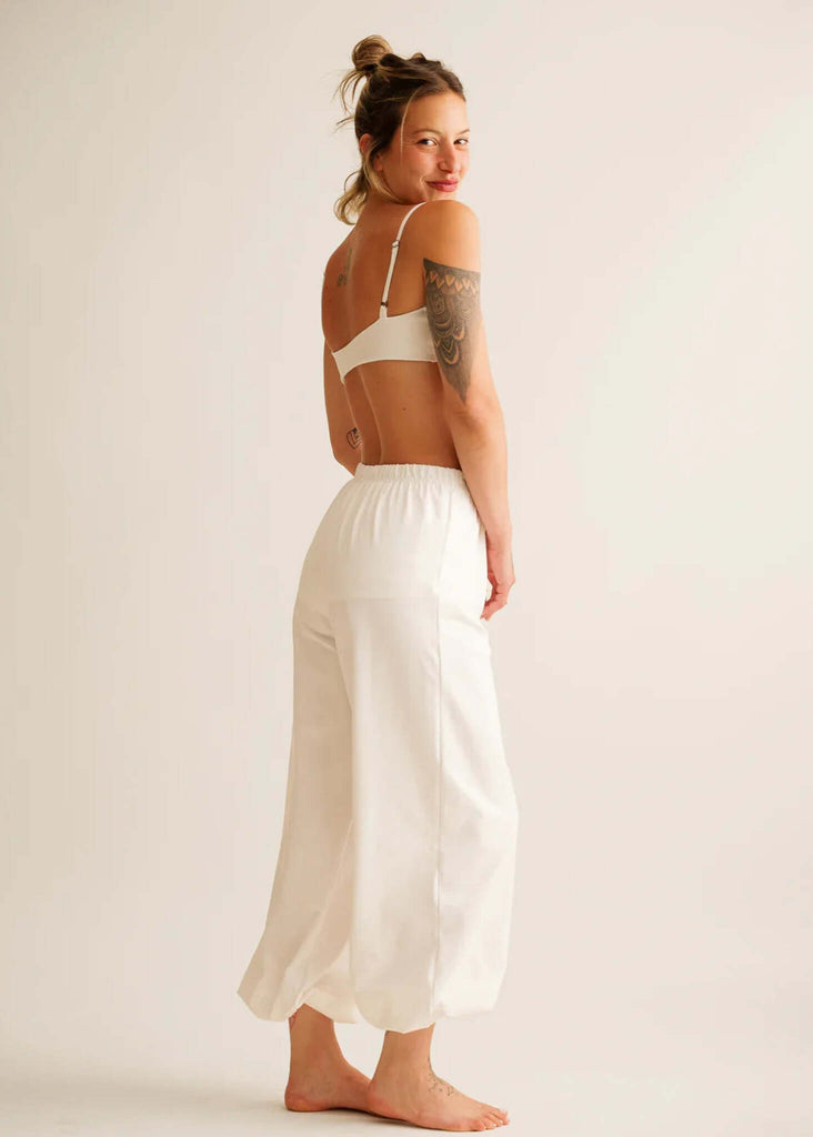 Goa Pants — White linen pants on model — MYFASHIONFRUIT