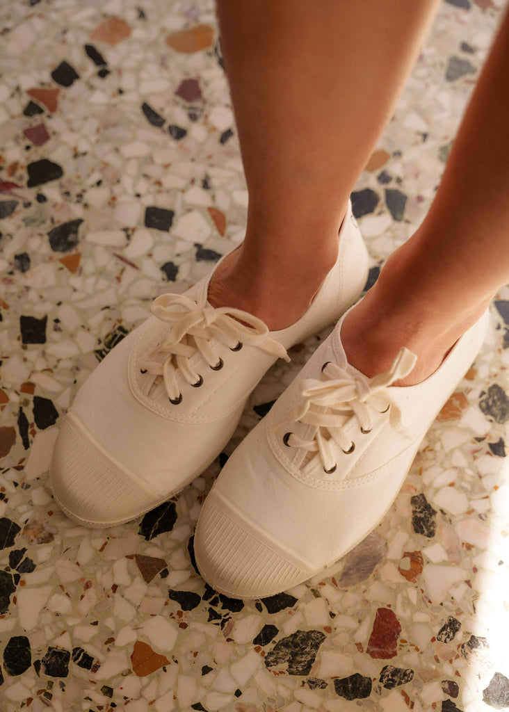 Lavanda Sneakers — White canvas sneakers on model — MYFASHIONFRUIT