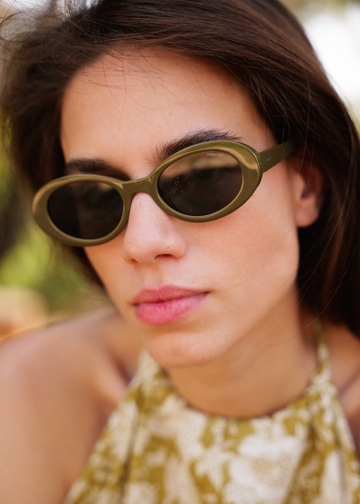 Komono ANA Hazel Sunglasses — Green oval sunglasses on model — MYFASHIONFRUIT