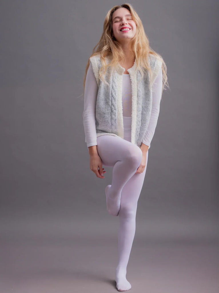 Ameline Vest — Grey & white knitted vest on model — MYFASHIONFRUIT