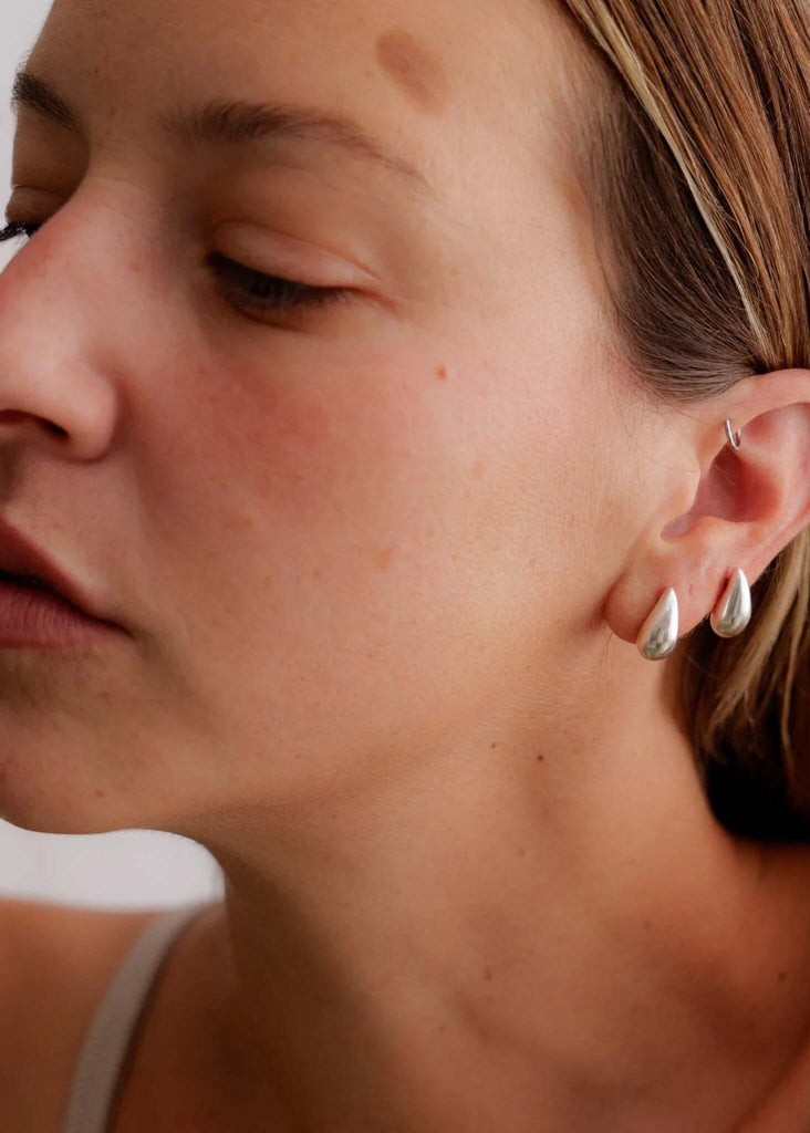 Fleur Earrings — Silver drop earrings on model, detail — MYFASHIONFRUIT