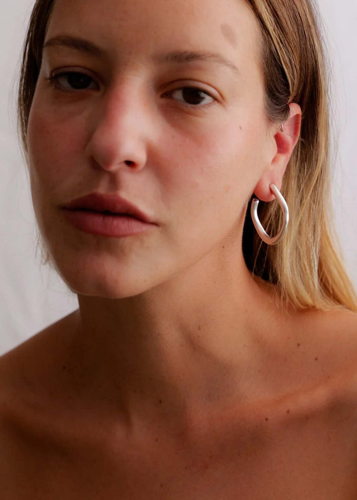Reine Hoops — Silver hoops on model — MYFASHIONFRUIT