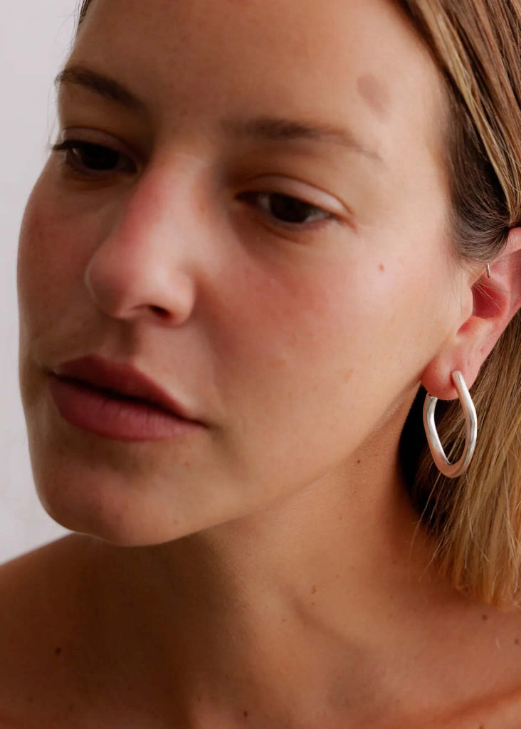 Reine Hoops — Silver hoops on model — MYFASHIONFRUIT