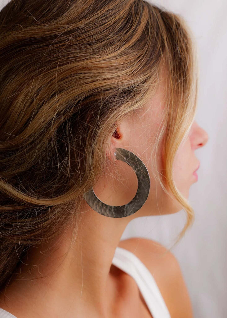 Candra Silver Hoops — Silver hammered hoops on model — MYFASHIONFRUIT