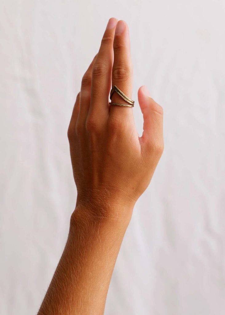 Myah Bronze Ring — Bronze ring on model — MYFASHIONFRUIT