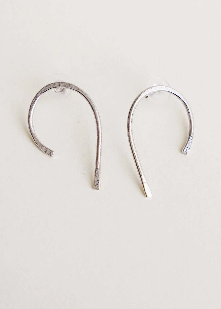 Spicy Silver Earrings — Silver drop earrings detail — MYFASHIONFRUIT