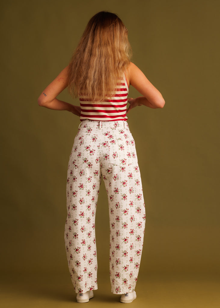 April Jeans — Floral print wide-leg denim pants on model from back — MYFASHIONFRUIT