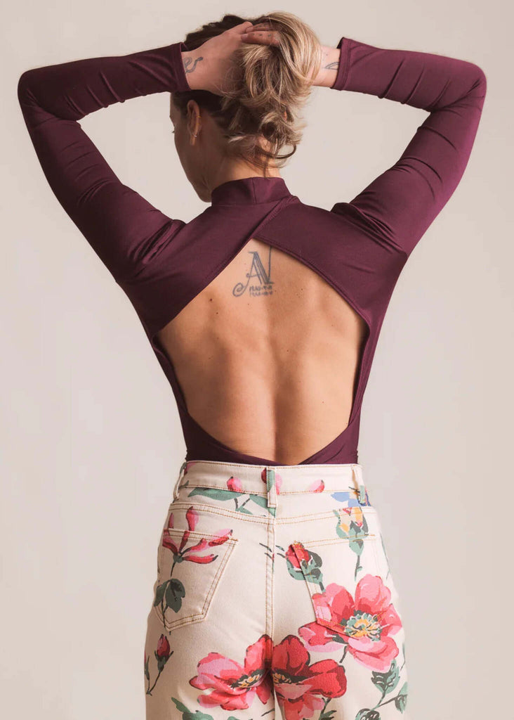 Abby Top — Burgundy top with open back on model — MYFASHIONFRUIT