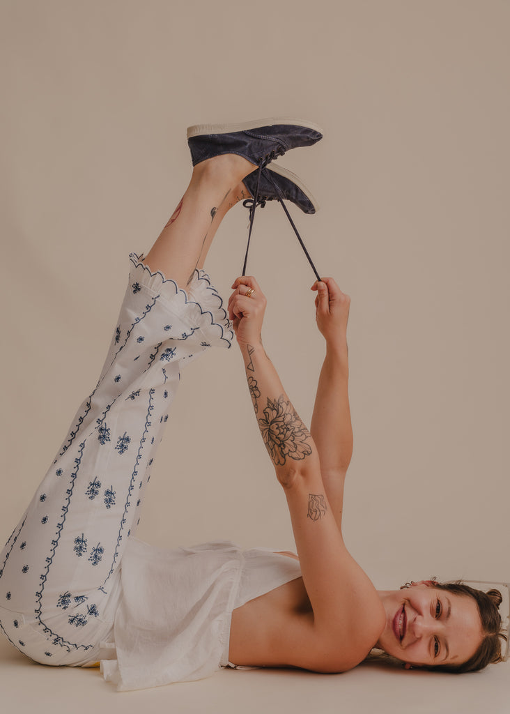 Old Arum Sneakers — Model in sneakers and pants — MYFASHIONFRUIT